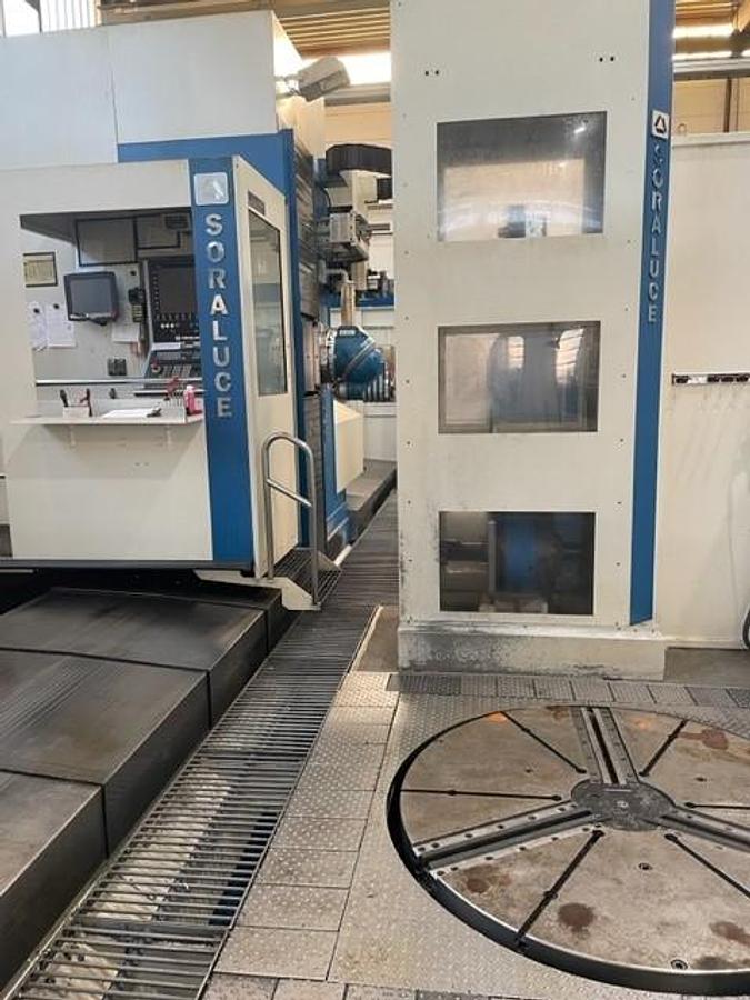 Used Soraluce FL 8000 CNC Universal Machining Center with 6 Axes and Turn Table