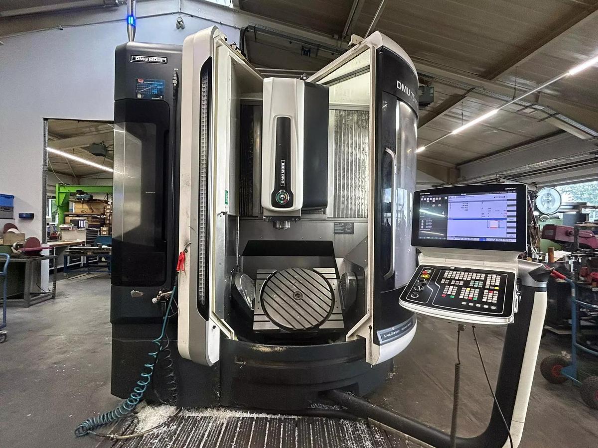 Used 2016 DMG DMU 75 Monoblock DMG DMU 75 monoblock 5 Axis UNIVERSAL MACHINING CNETER