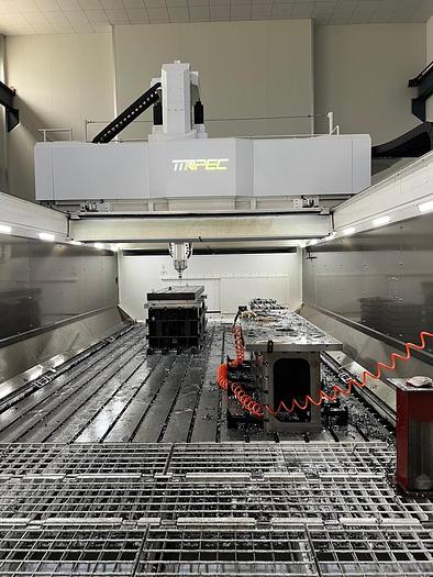 Used APEC G 3060-5L CNC 5-Axis Gantry Type Machining Center
