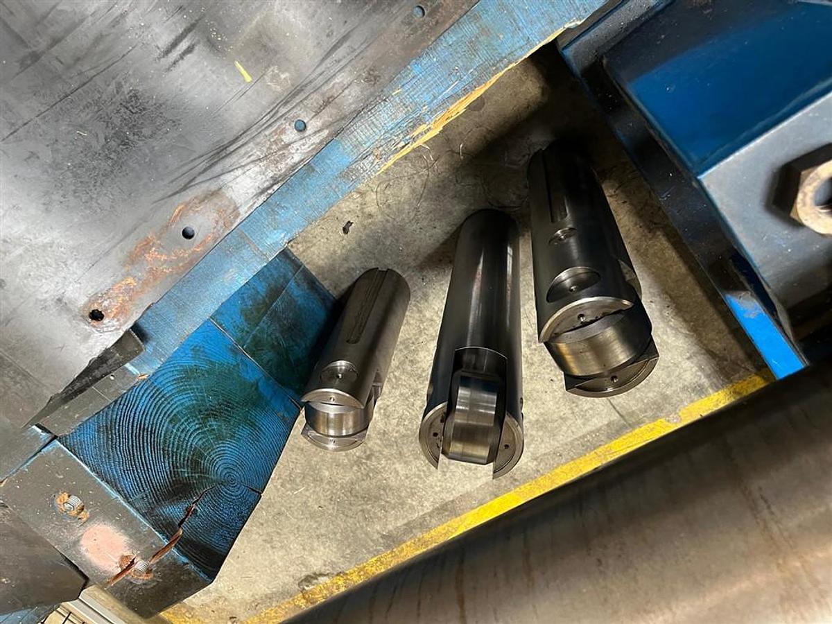 Used Geminis GHT9 - 1600 x 8000 CNC Lathe