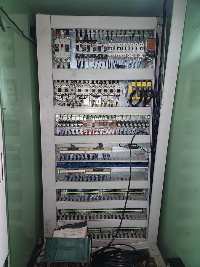 Used Hankook Dynaturn 26 CNC Heavy Duty Horizontal Lathe