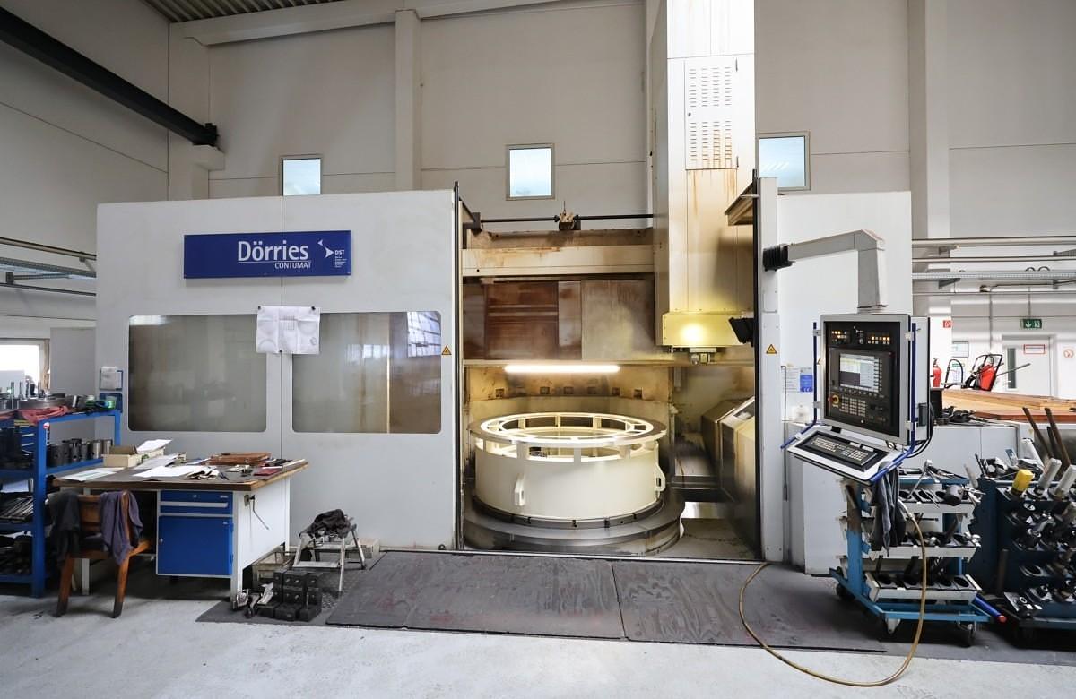 Used Dorries VCE 2800/220 MC So CNC Single Column Vertical Boring & Milling Machine with Live Spindle & Table C Axis