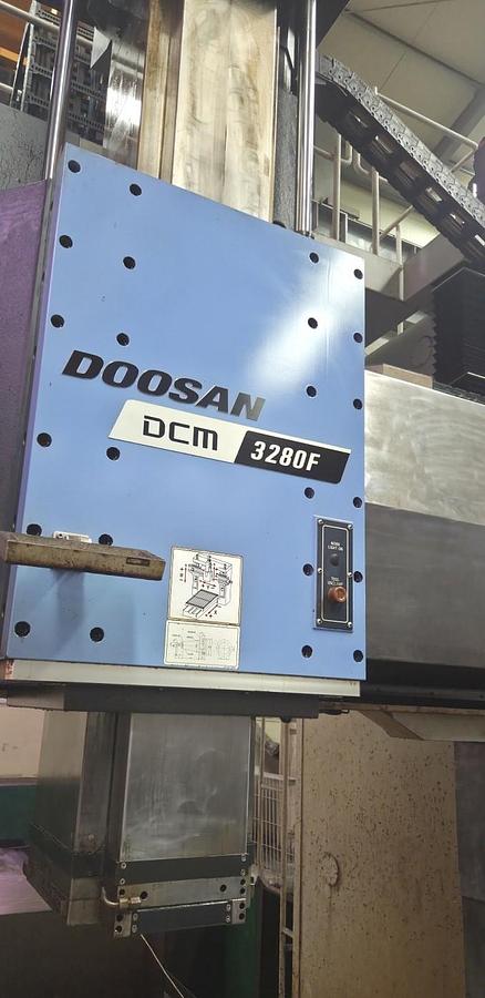 Used Doosan DCM 3280 CNC Double Column Planer Type Milling Machine