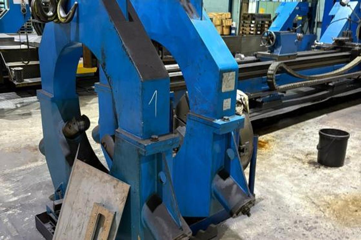 Used Giuseppe Giana GGH 1100/760 x 12000 CNC Horizontal Lathe