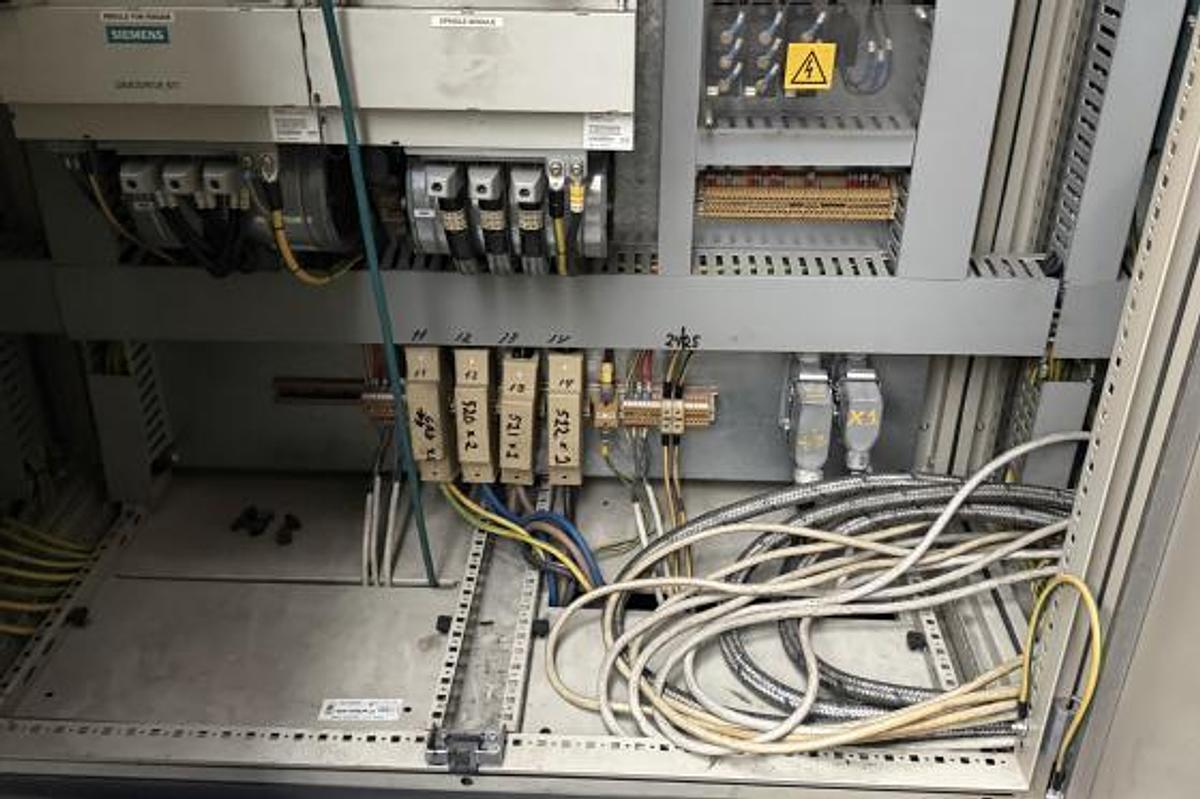 Used Tacchi HD3 / 130L CNC Horizontal Lathe with Live Spindle Milling Tower & C-Axis