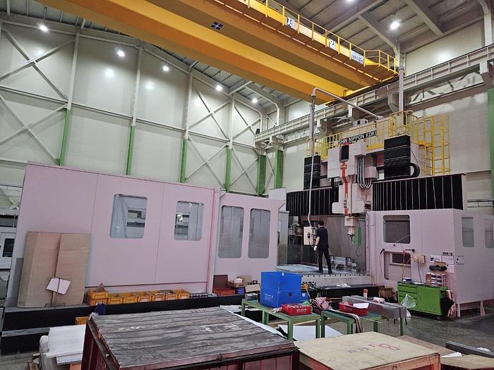 Used SNK HF-6M CNC Double Column Bridge Type Multi Center