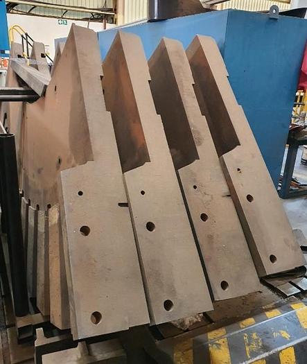 Refurbished ACME Double Ram CNC Vertical Boring & Milling Machine with Live Spindle & Table C-Axis