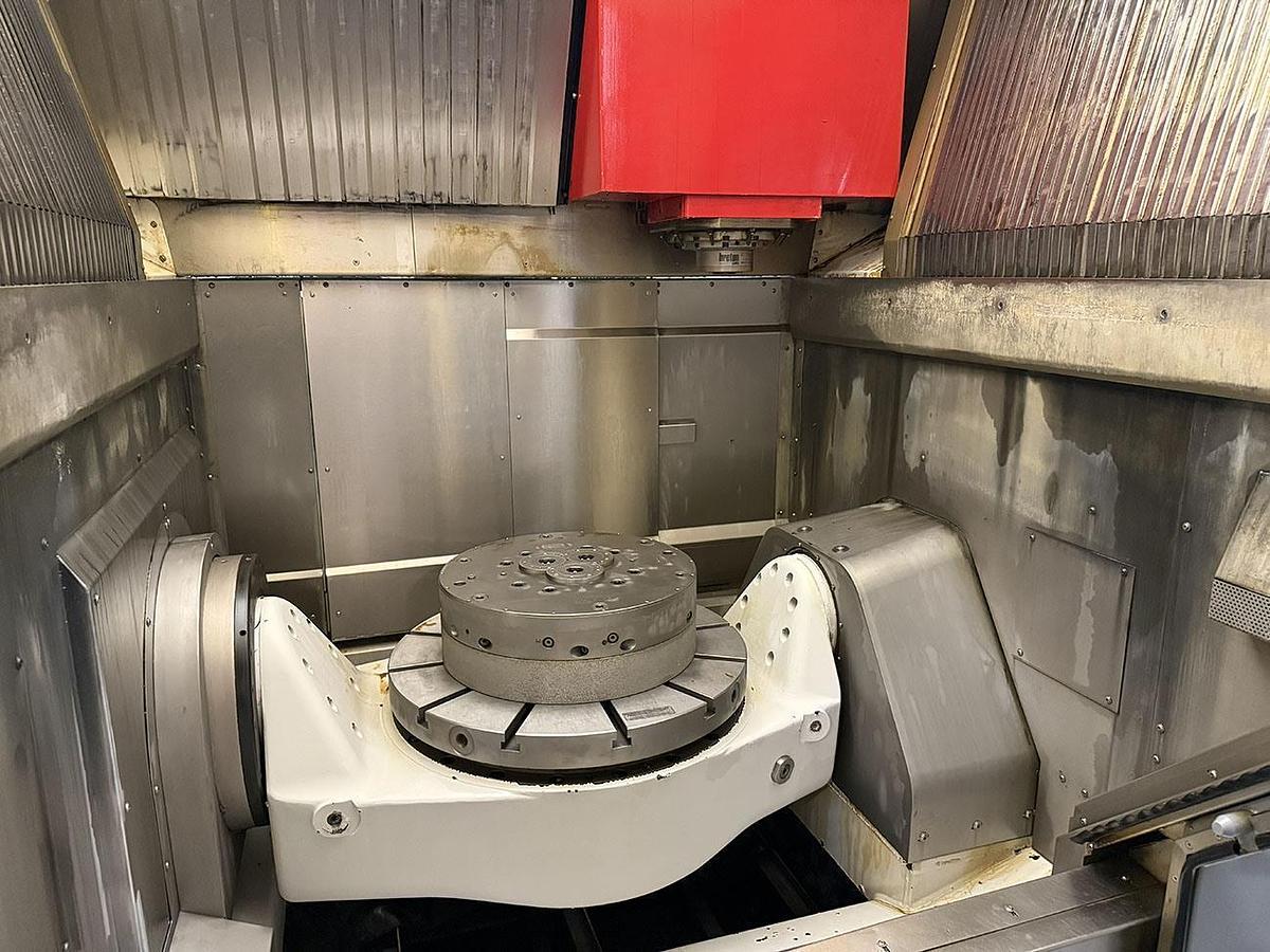 Used 3x Breten 5-Axis Machining Centers with Fanuc Robot Loader 