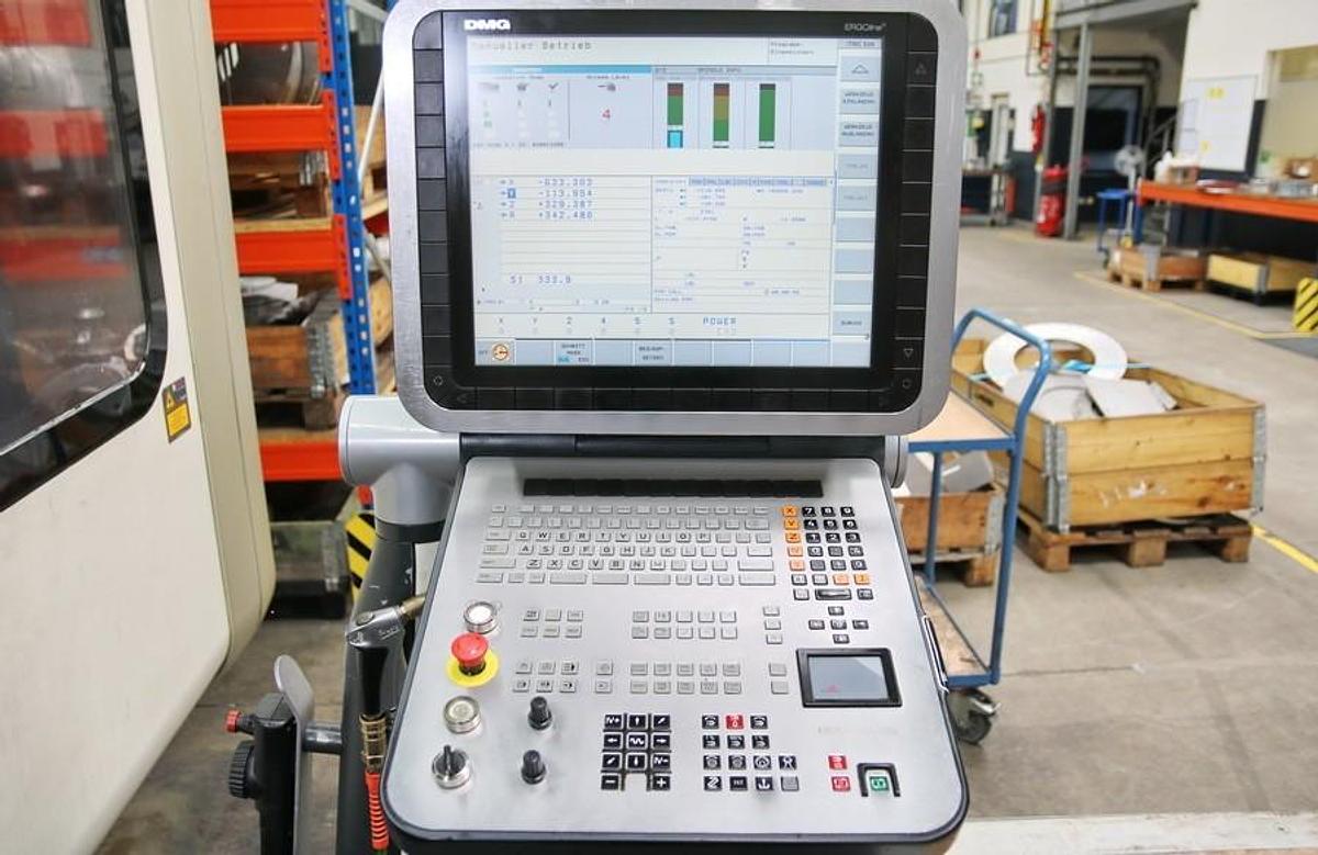 Used DMG DMF 260 New Design CNC Travelling Column Milling Machine