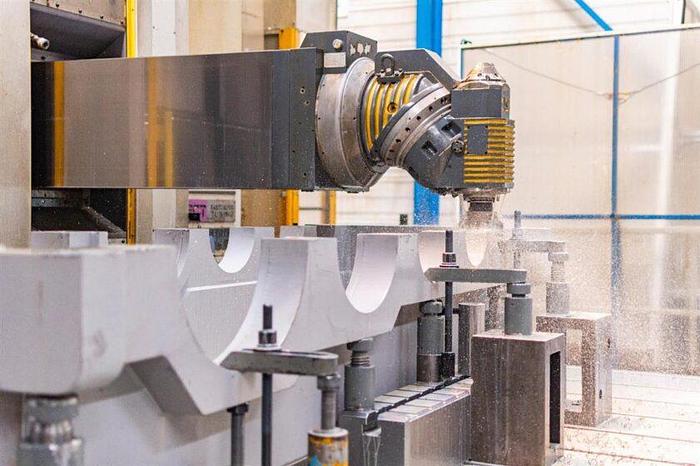 Used FPT Spirit 250 CNC Ram-Floor Type Horizontal Boring & Milling Machine