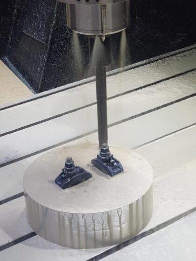 Used Mazak Versatech V-100N200 CNC Double Column 5-Axis Machining Center