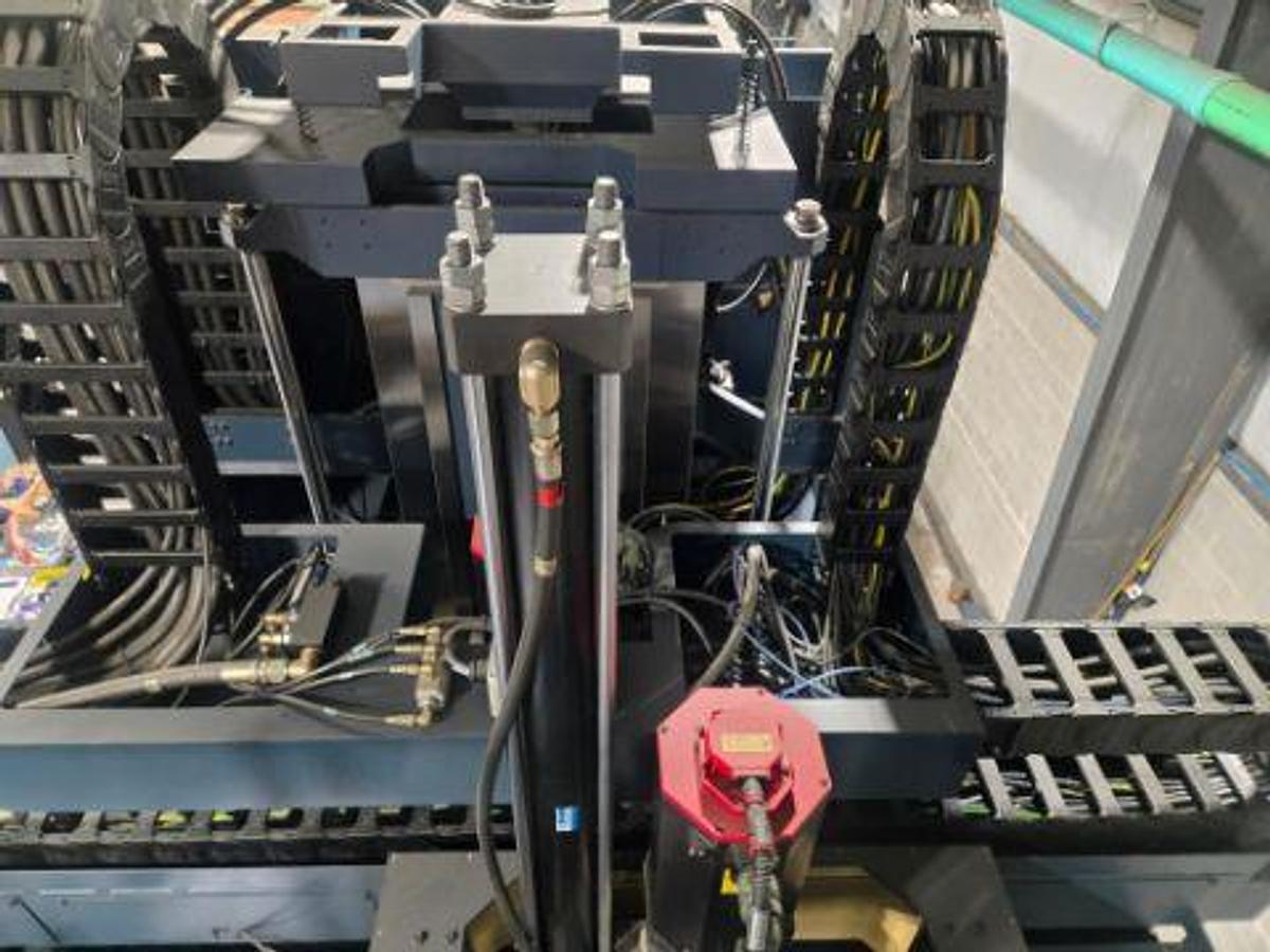 Used Johnford DMC 5100PH CNC 5-Axis Double Column Machining Center 