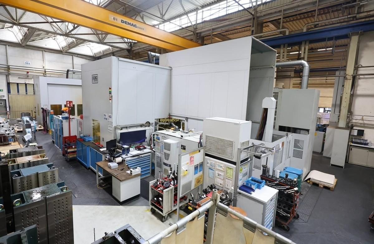 Used Pama Speedmat 4/TR 25 CNC Universal Machining Center with Twin Pallet Changer