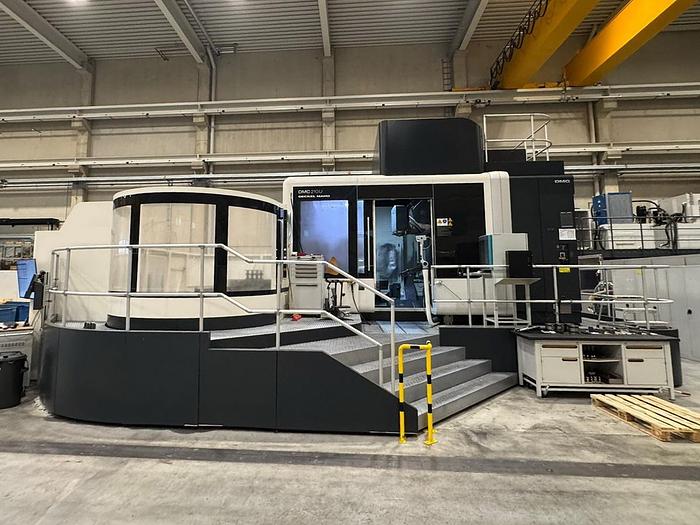Used DMG DMC 210 U CNC 5-Axis Machining Center with RS 3 Pallet Rotary Storage