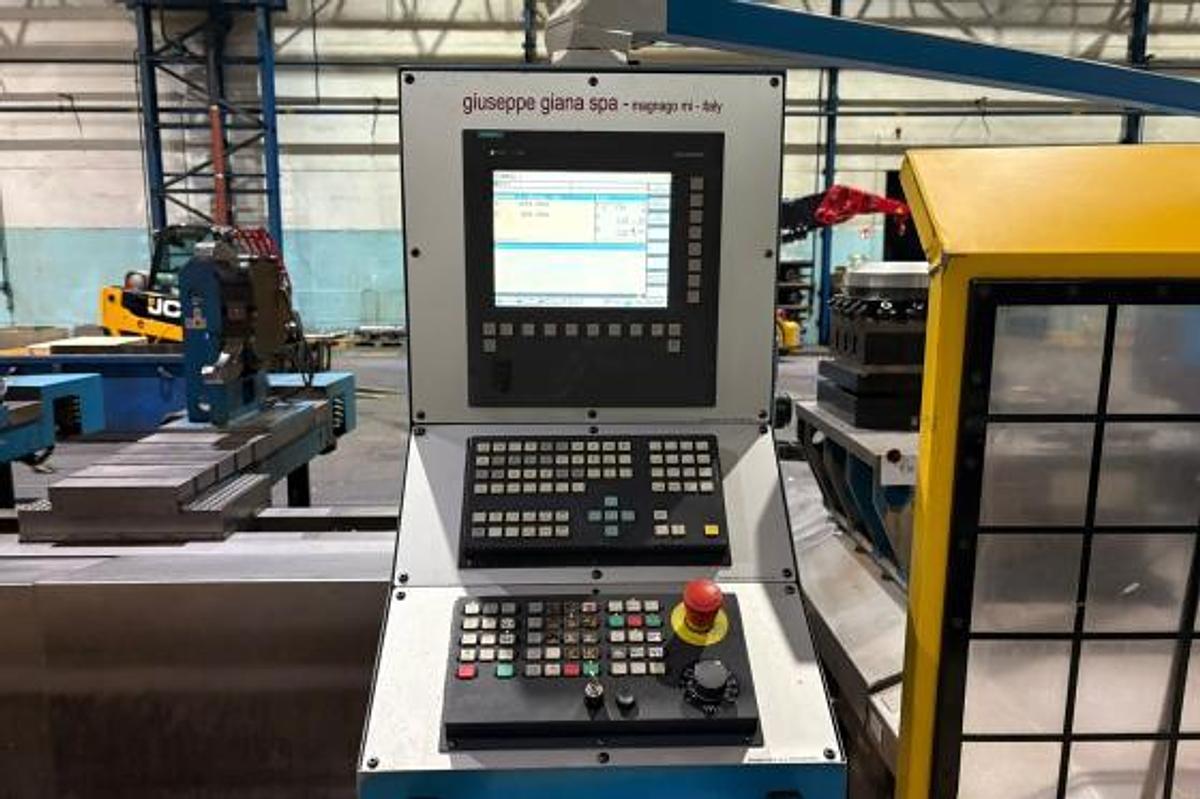 Used Giuseppe Giana GGH 1100/760 x 12000 CNC Horizontal Lathe