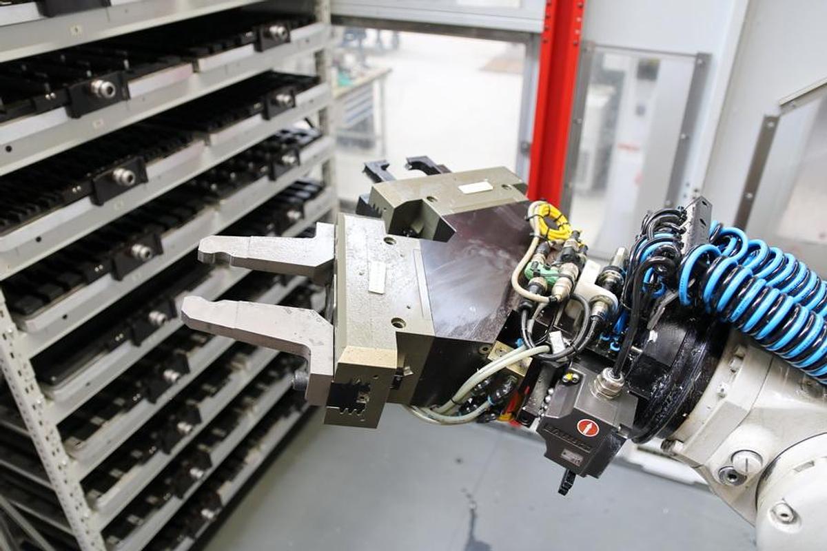 Used Hermle C 30 U CNC 5-Axis Universal Machining Center