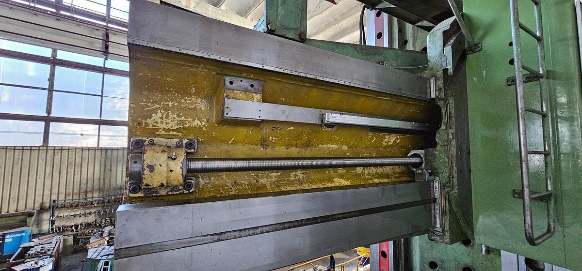 Used Blansko SKSJ 1A CNC Single Column Vertical Turning & Boring Machine with Live Spindle