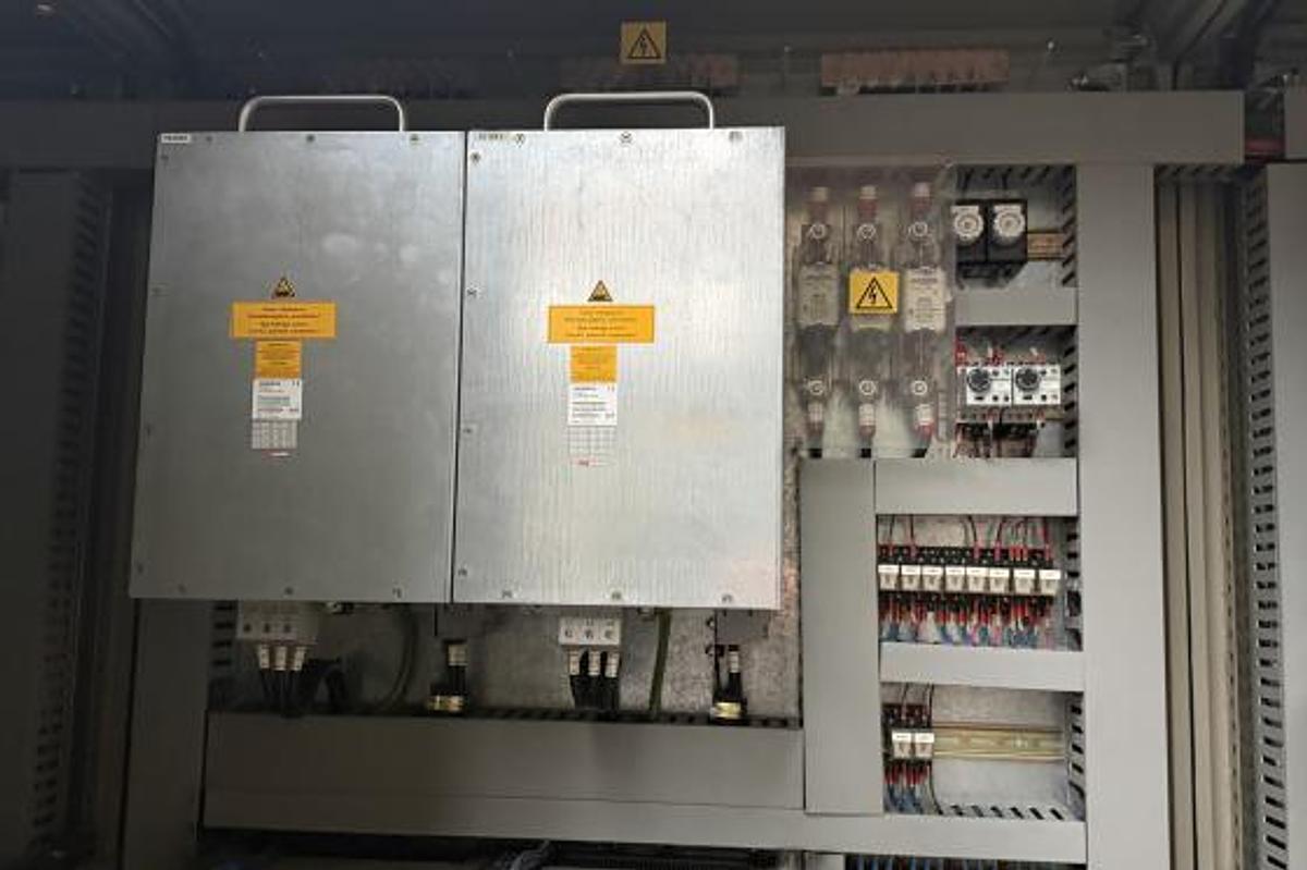 Used Tacchi HD3 / 130L CNC Horizontal Lathe with Live Spindle Milling Tower & C-Axis