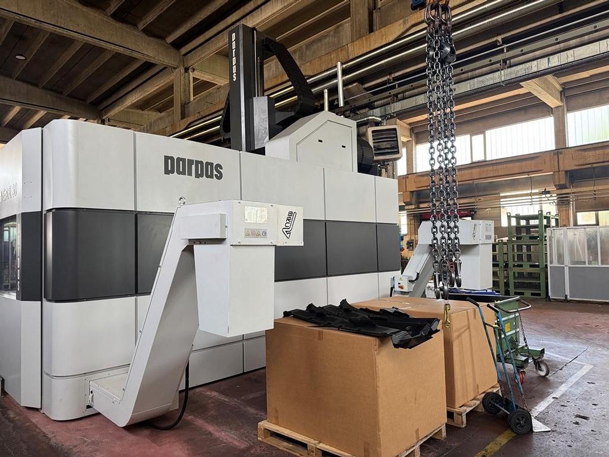 Used Parpas Diamond Linear 30 5-Axis CNC Gantry Type Milling Machine