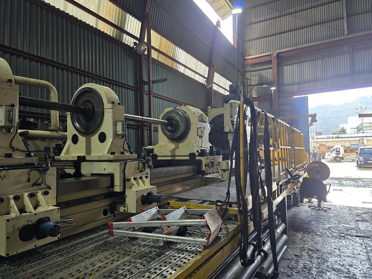 Used Shinil STL 300/500 - 6000 CNC Depp Hole Drilling Machine