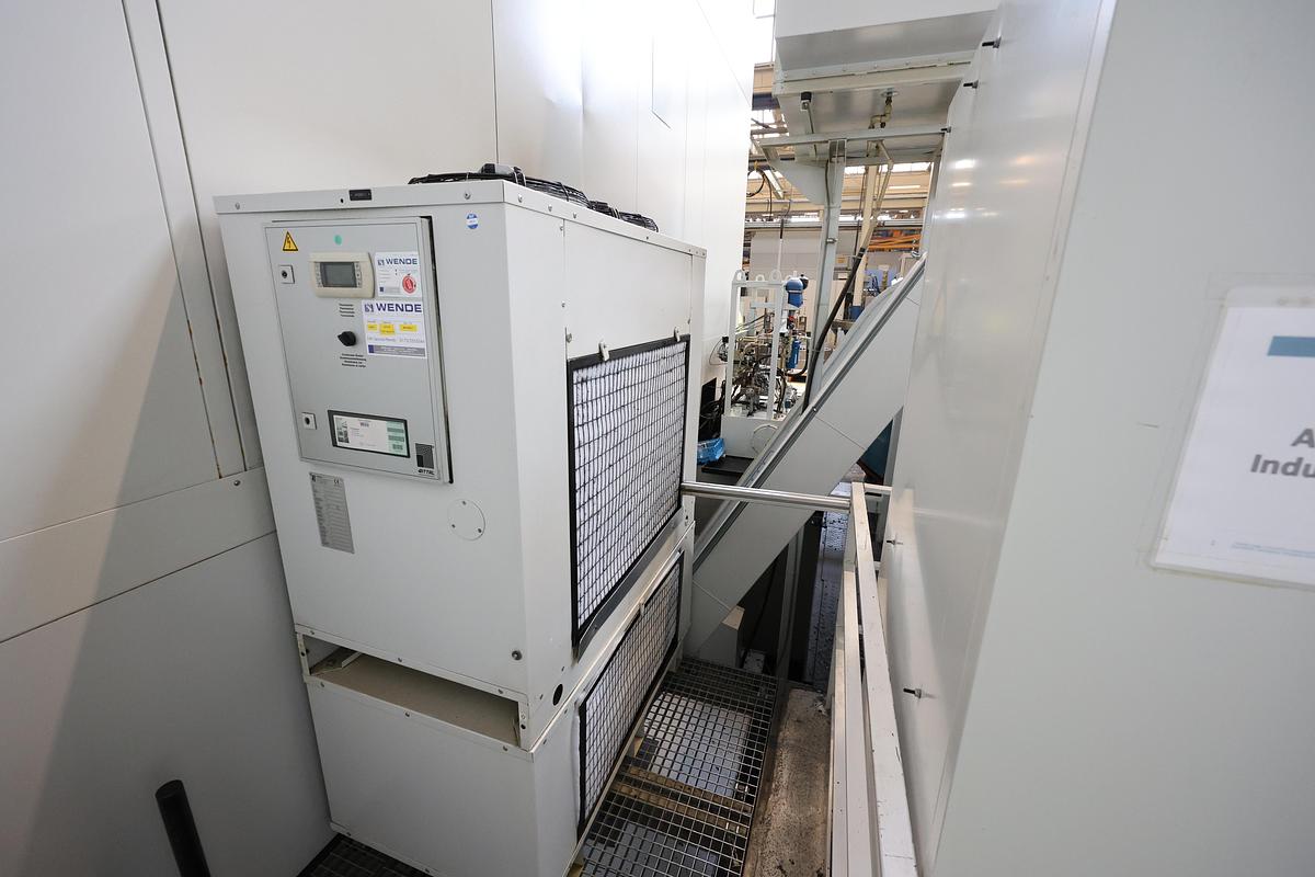 Used Gleason Pfauter P 2400/2800 CNC Vertical Gear Hobbing Machine
