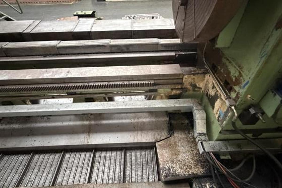 Used Tacchi HD3 / 130L CNC Horizontal Lathe with Live Spindle Milling Tower & C-Axis