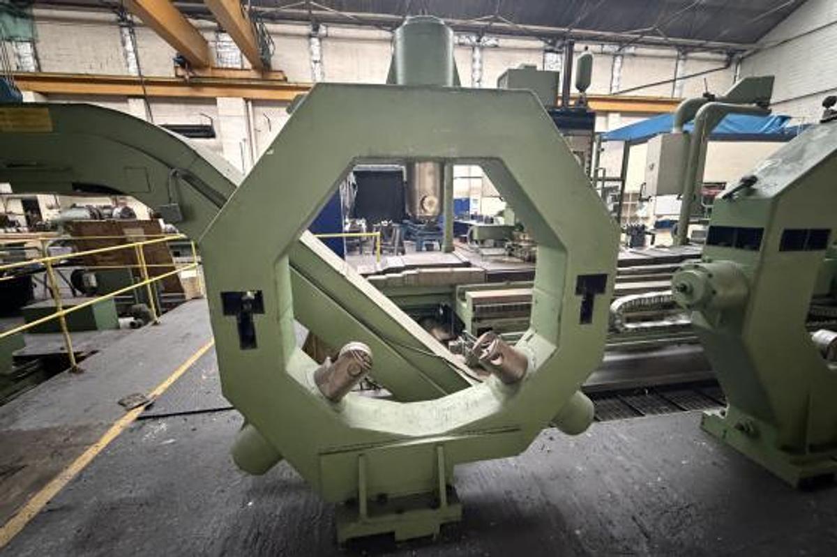 Used Tacchi HD3 / 130L CNC Horizontal Lathe with Live Spindle Milling Tower & C-Axis