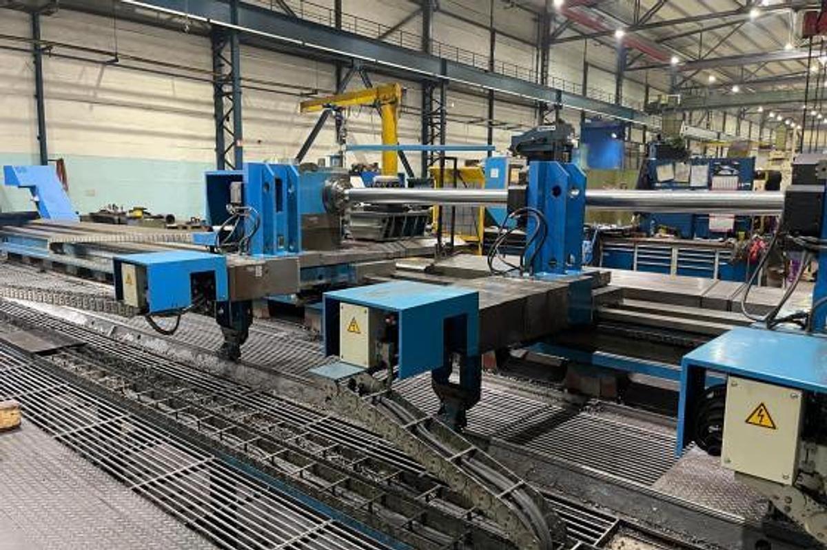 Used Giuseppe Giana GGH 1100/760 x 12000 CNC Horizontal Lathe