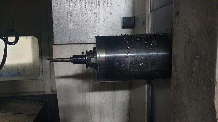 Used Hyundai Wia KH 10000 CNC 2-Pallet Horizontal Machining Center
