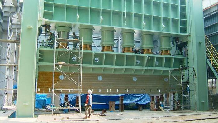 Used 10,000 Ton Hydraulic Structural / Pipe Forming Bending & Cladding Press