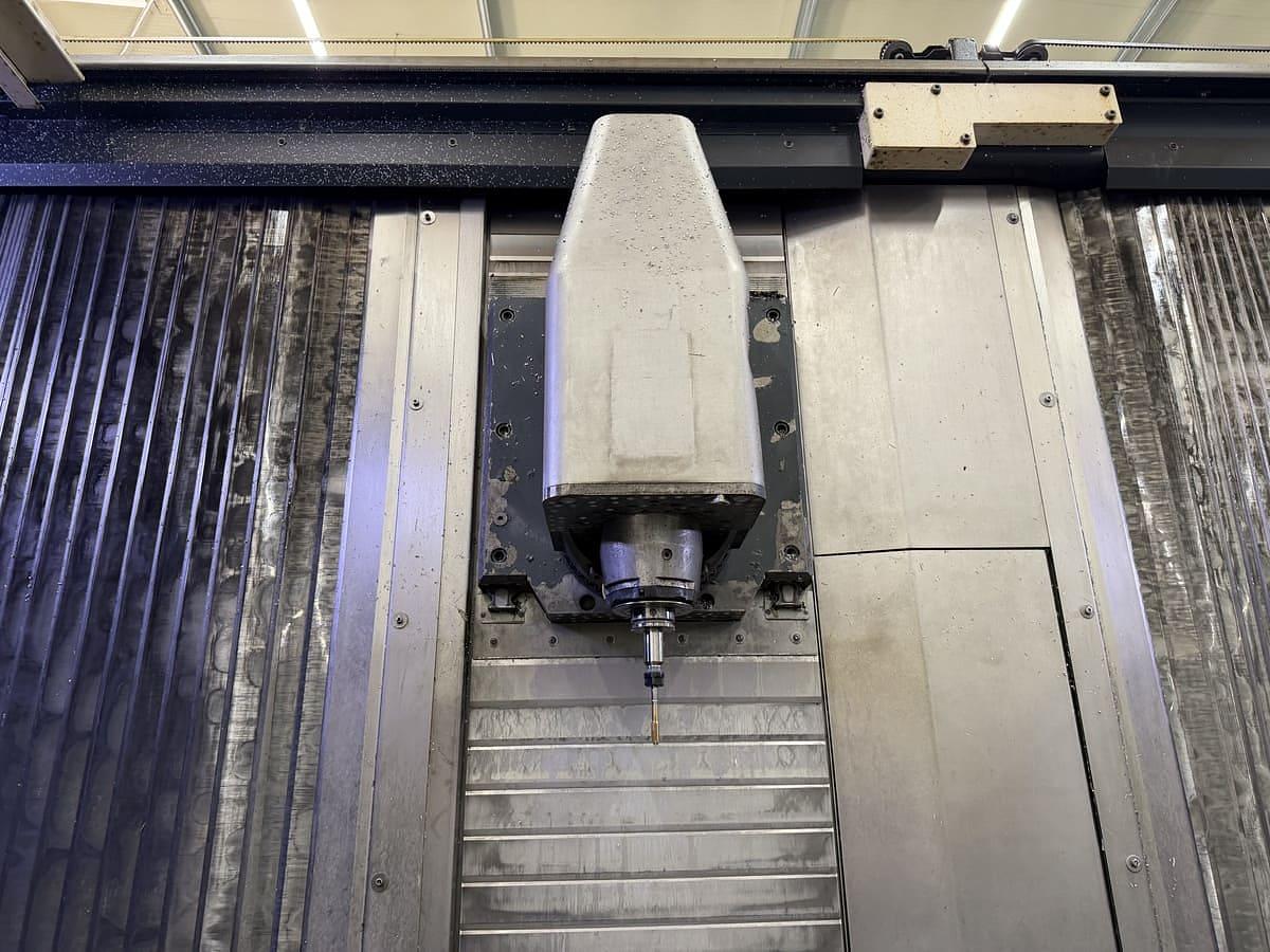 Used 2012 DMG DMG DMF 360 / 11 Linear CNC Universal Machining Center
