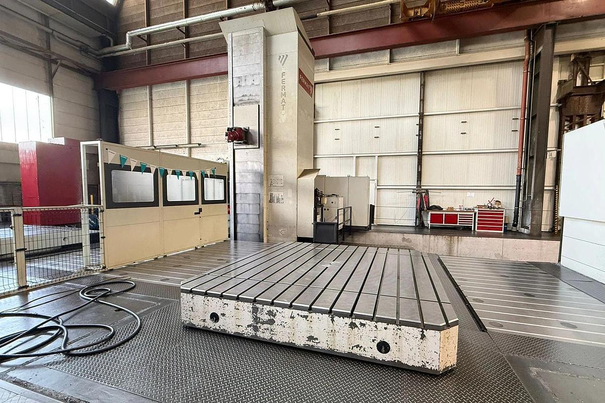 Used Fermat WRF Mill CNC Floor-Type Horizontal Boring Machine with 2 Tables