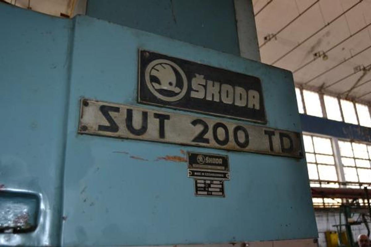 Used SR3 220