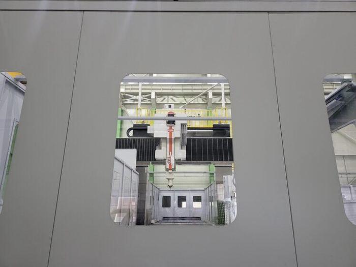 Used SNK HF-6M CNC Double Column Bridge Type Multi Center