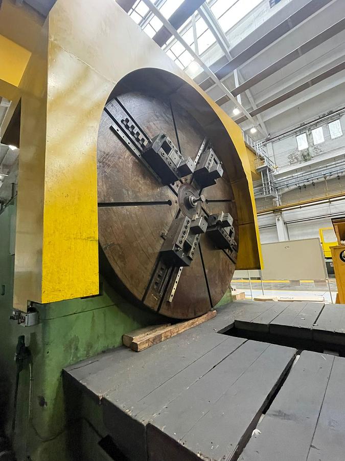 Used Innse S.Eustacchio TP150 x 10000 Four Slide Bed CNC Horizontal Lathe