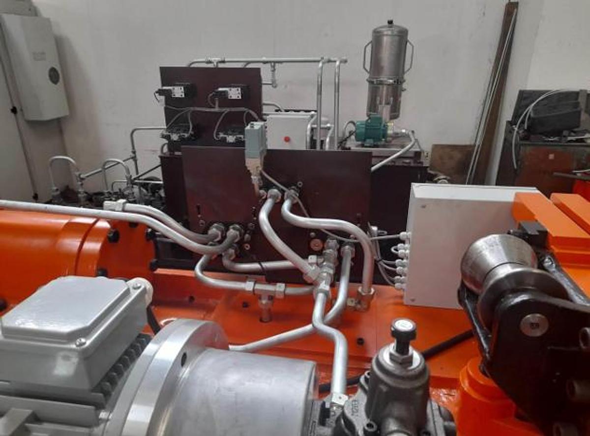 Used Kranatorsk 150-280 Bar Peeling Machine