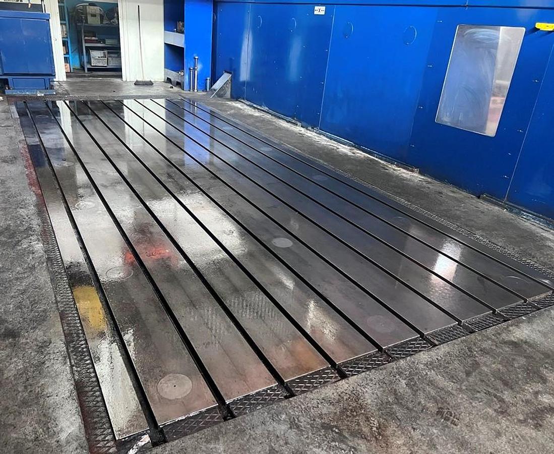 Used Jobs LINX Compact 30 CNC Gantry Type 5-Axis Machining Center