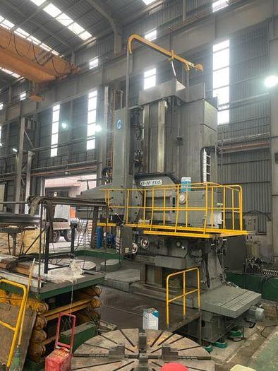 Used OM 30-70 CNC Vertical Turning & Boring Machine