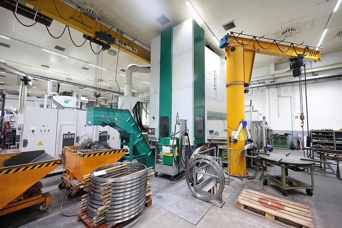 Used Pietro Carnaghi AC 20 TM-1800 Single Column CNC Vertical Boring & Milling Machine with Live Spindle Table C-Axis & 2 Pallet Changer
