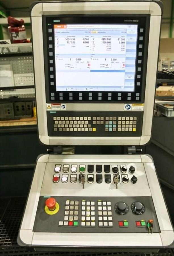 Used Pittler PV 4000 CNC Vertical Turning Machine with Live Spindle