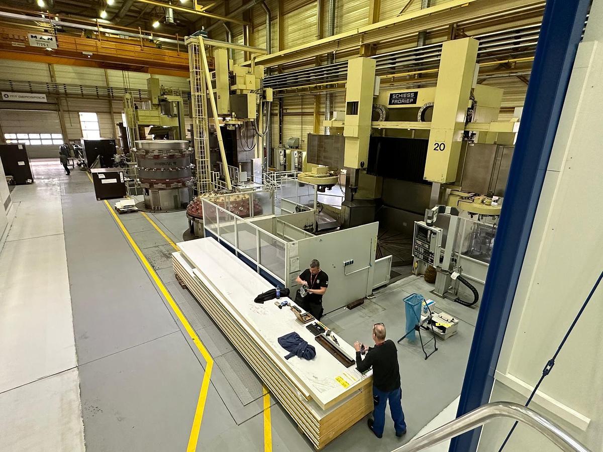 Refurbished Schiess 40 DZ CNC Double Ram Vertical Boring & Milling Machine with Live Spindle & Table C-Axis