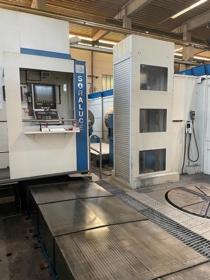 Used Soraluce FL 8000 CNC Universal Machining Center with 6 Axes and Turn Table