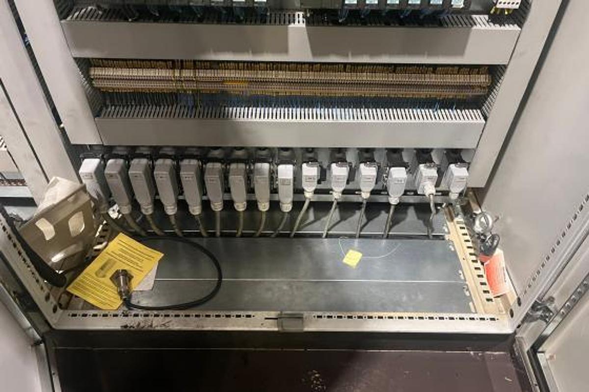 Used Giuseppe Giana GGH 1100/760 x 12000 CNC Horizontal Lathe