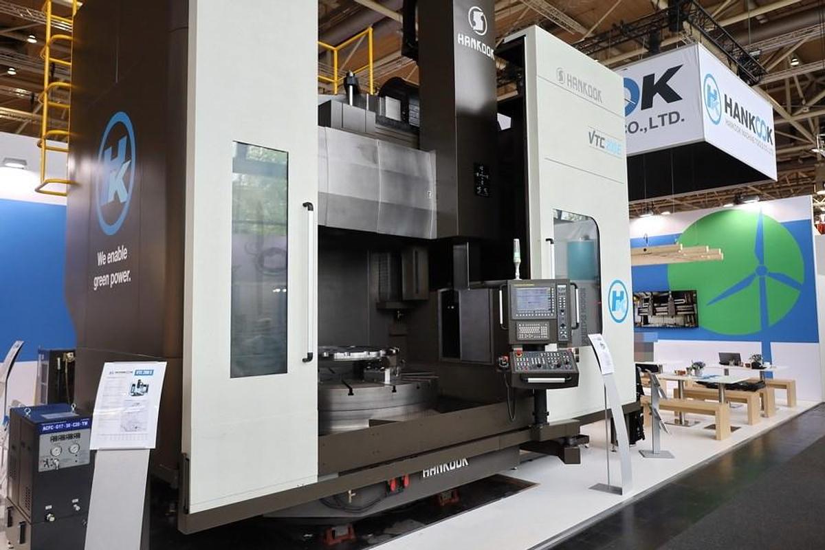 Used Hankook VTC 200E CNC Double Column Vertical Boring & Turning Machine with Live Spindle