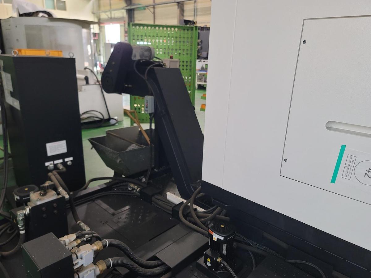 Used Mazak FJV 5-Face 60/120 CNC Vertical Machining Center
