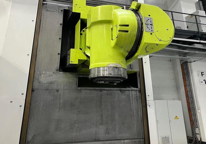 Used SHW UF6 L7 RT CNC Universal Machining Center