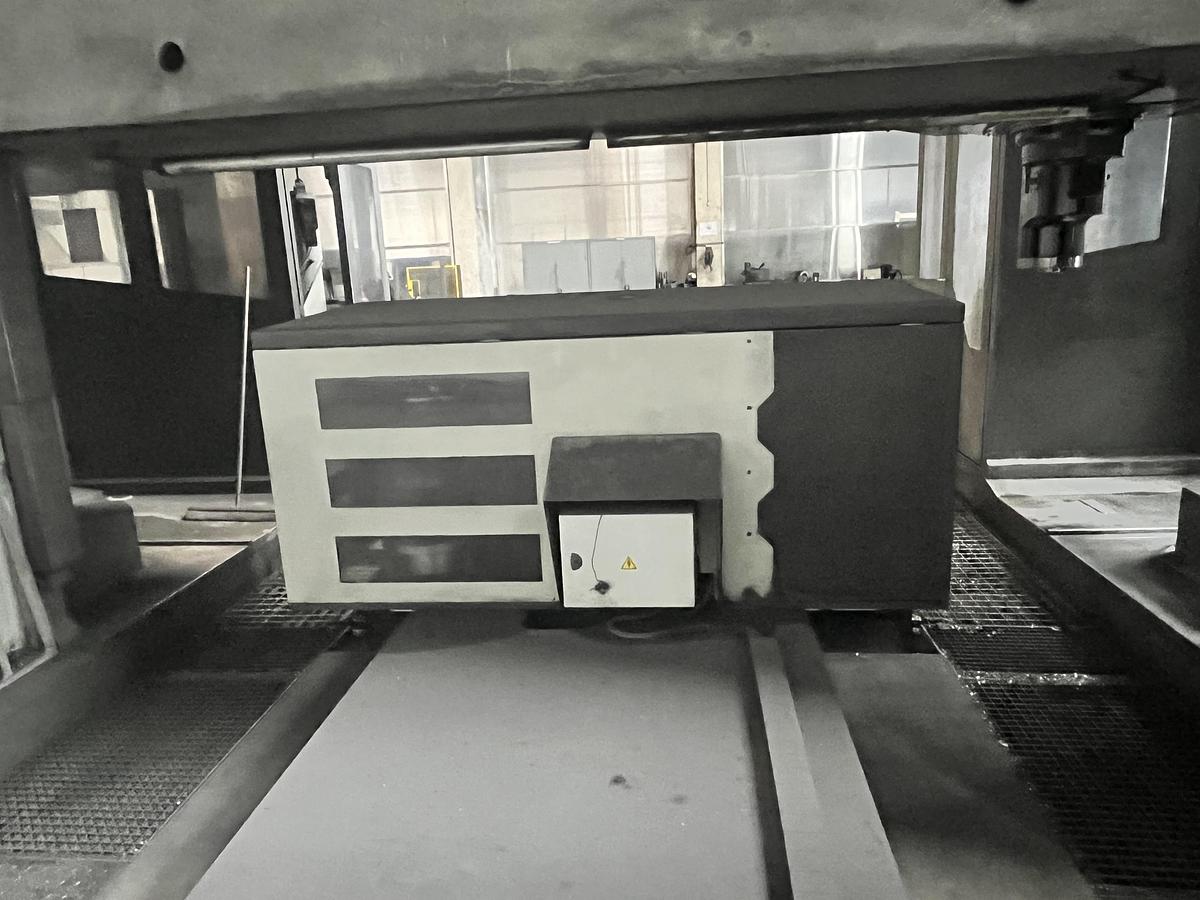 Used Zayer GMCU 6000-AR CNC Gantry Type Double Column Milling Machine
