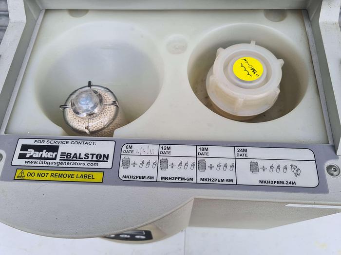 Used Parker Balston H2PEM-165 Hydrogen Generator
