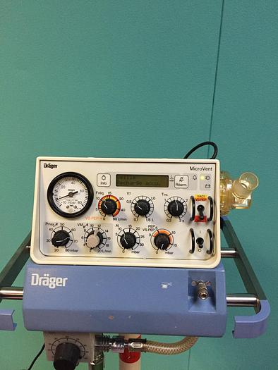 Used Dräger Transport Ventilator Microvent mit einigen Verbrauchsmaterialien
