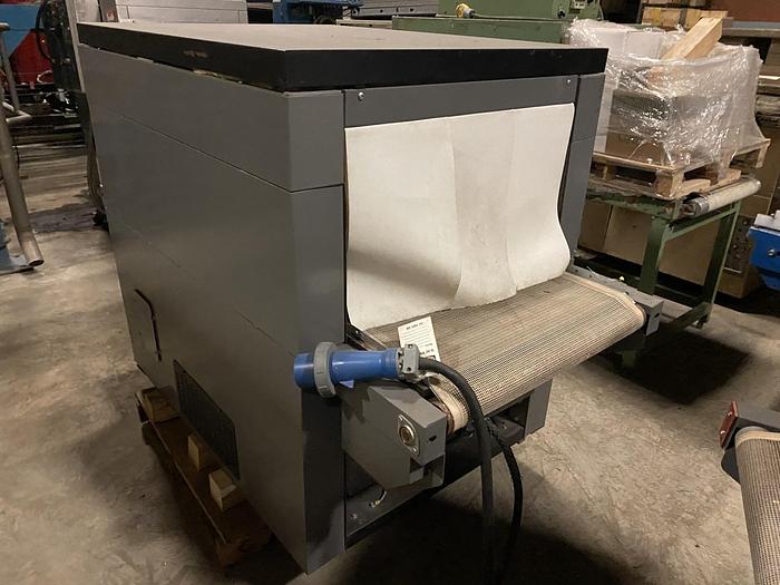 Used BESELER HEAT SHRINK TUNNEL MODEL TD-30-19-3PH